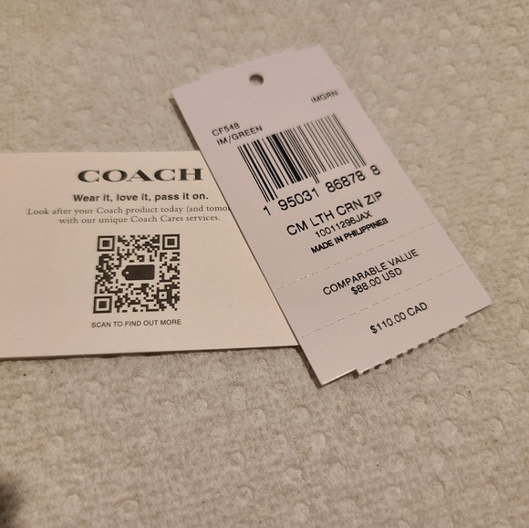 COACH WRISTLET MONOGRAM NWT - Picture 8 of 11